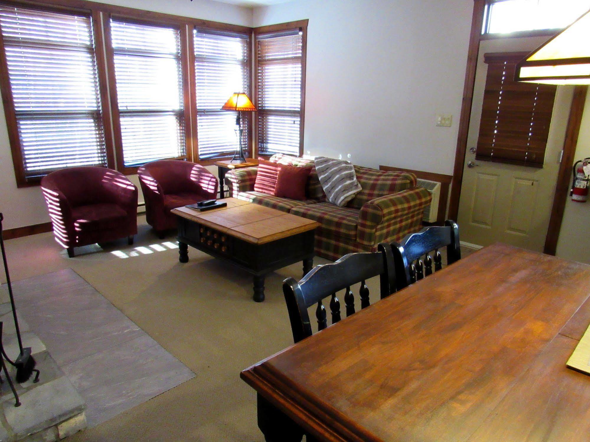 Tremblant Les Eaux - Location Adp Appartement Mont-Tremblant Buitenkant foto