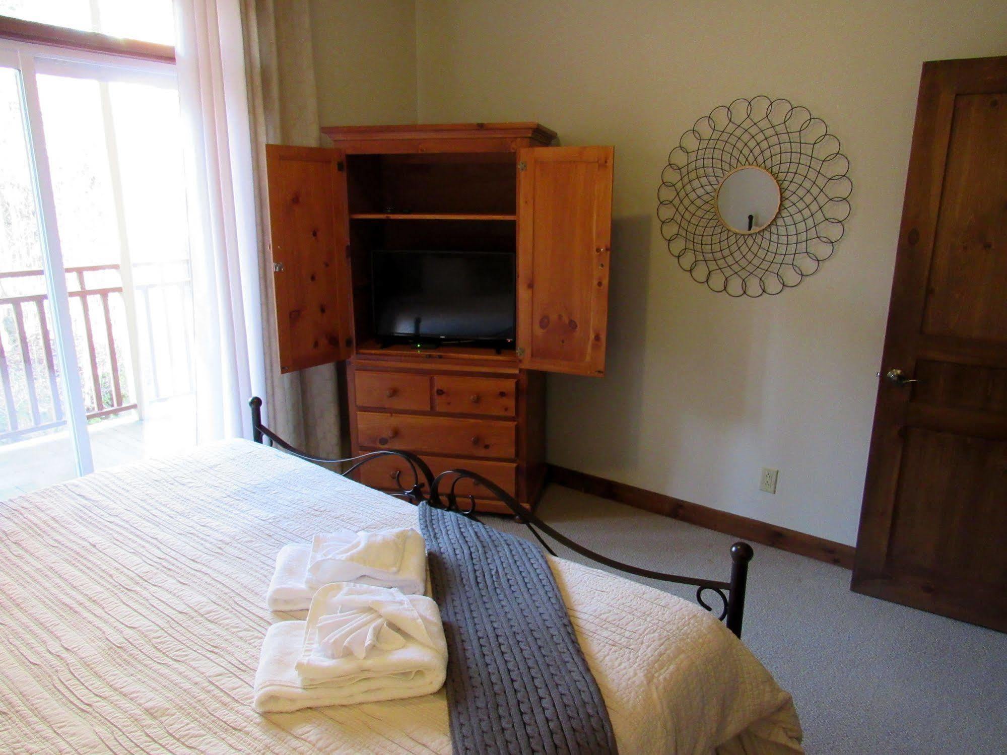 Tremblant Les Eaux - Location Adp Appartement Mont-Tremblant Buitenkant foto