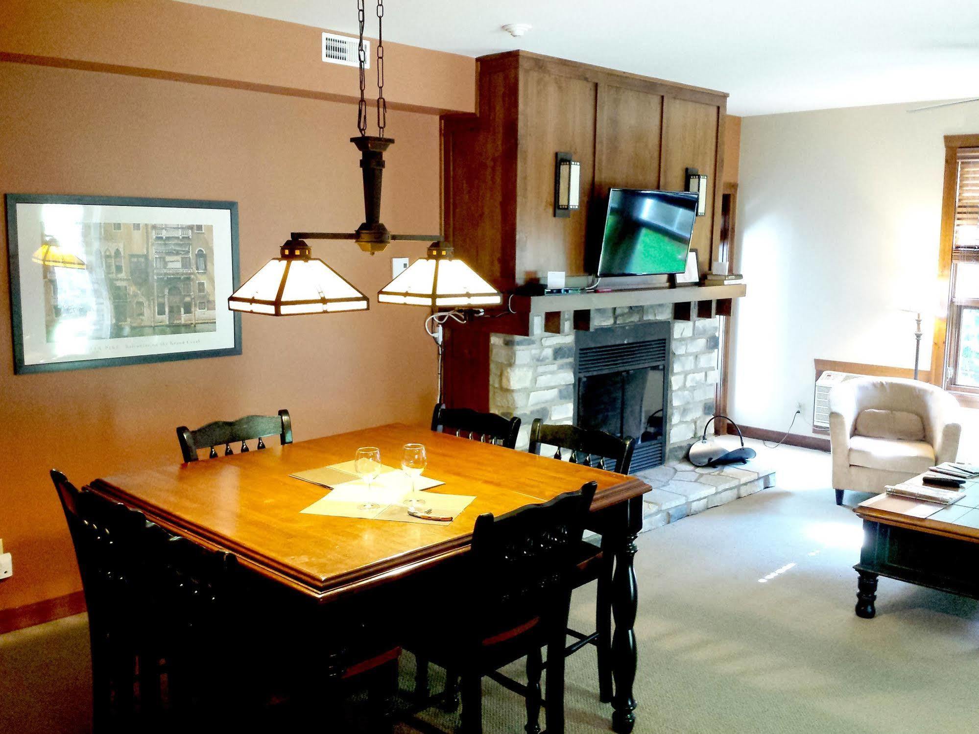Tremblant Les Eaux - Location Adp Appartement Mont-Tremblant Buitenkant foto